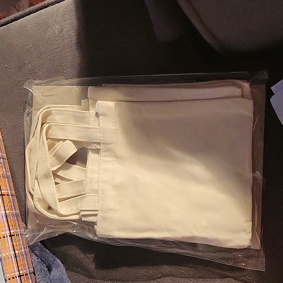 Stampin' Up! Other - Stampin Up mini shopping bags 4 in a set.